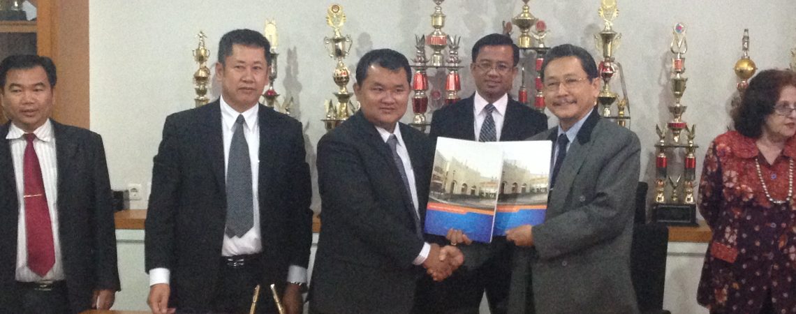 Signing MoU Between UTama and CIEDI Cambodia