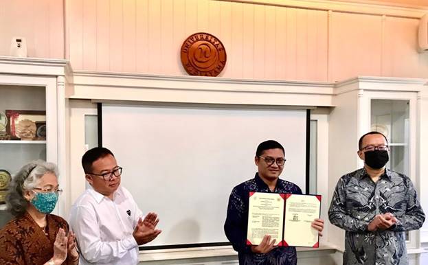 As an Effort to Strengthen the Image and Quality of Higher Education, Kuningan University Conducted an MoU with Widyatama University